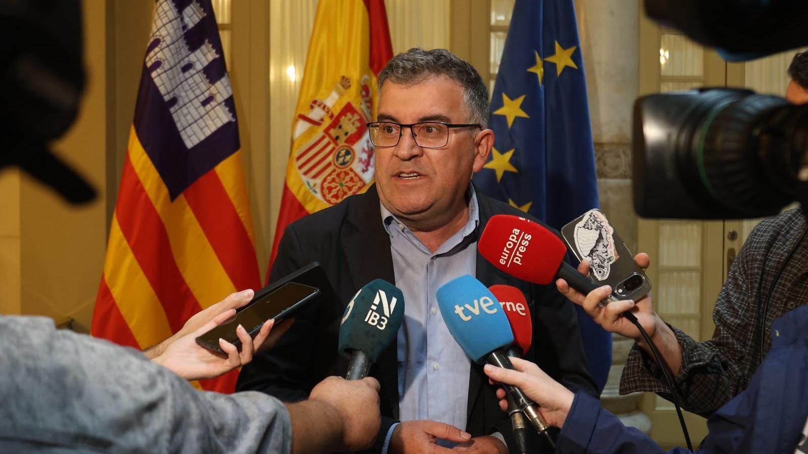 Joan Simonet, este martes en el Parlamento.