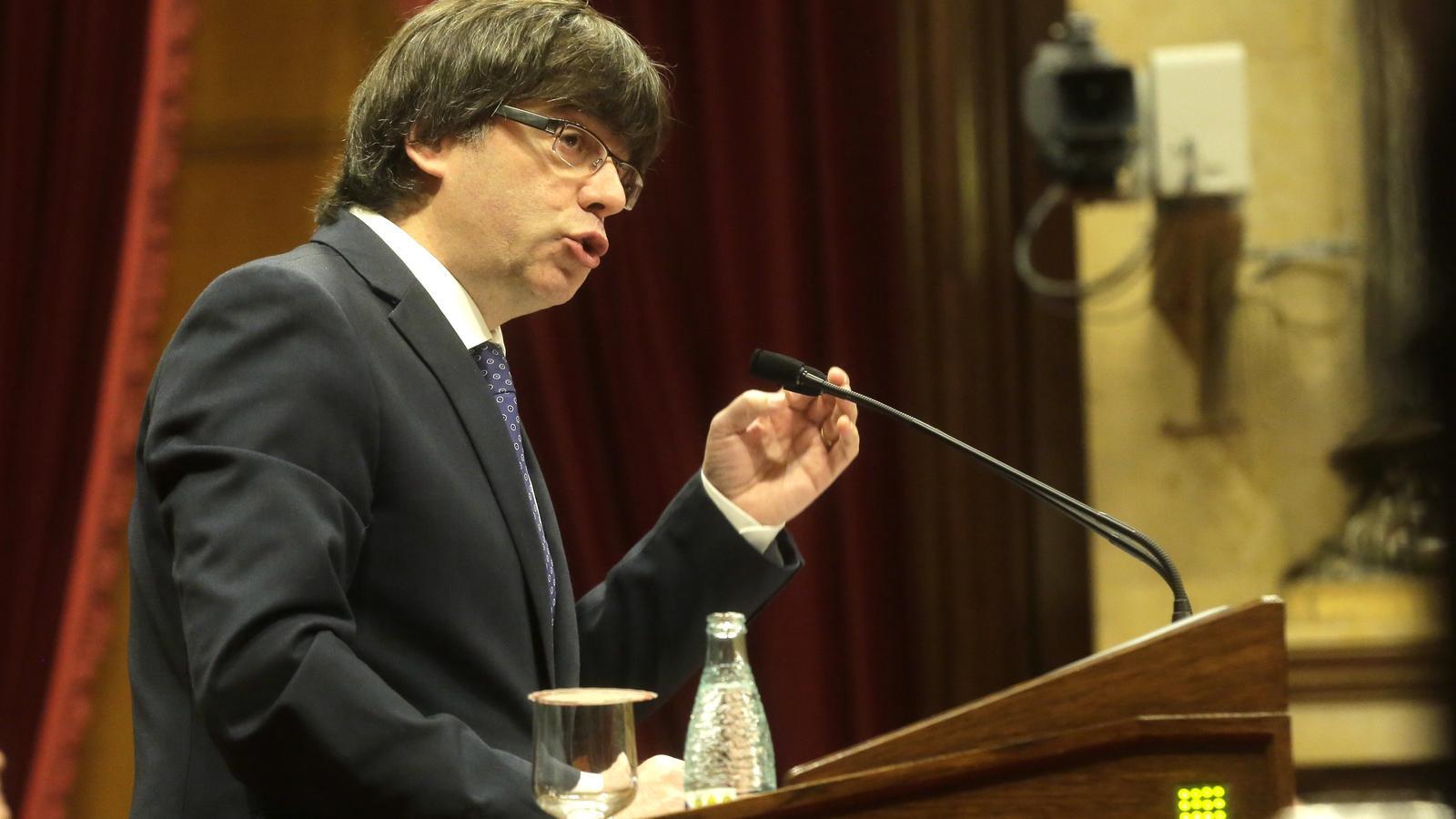 El president de la Generalitat, Carles Puigdemont, al Parlament