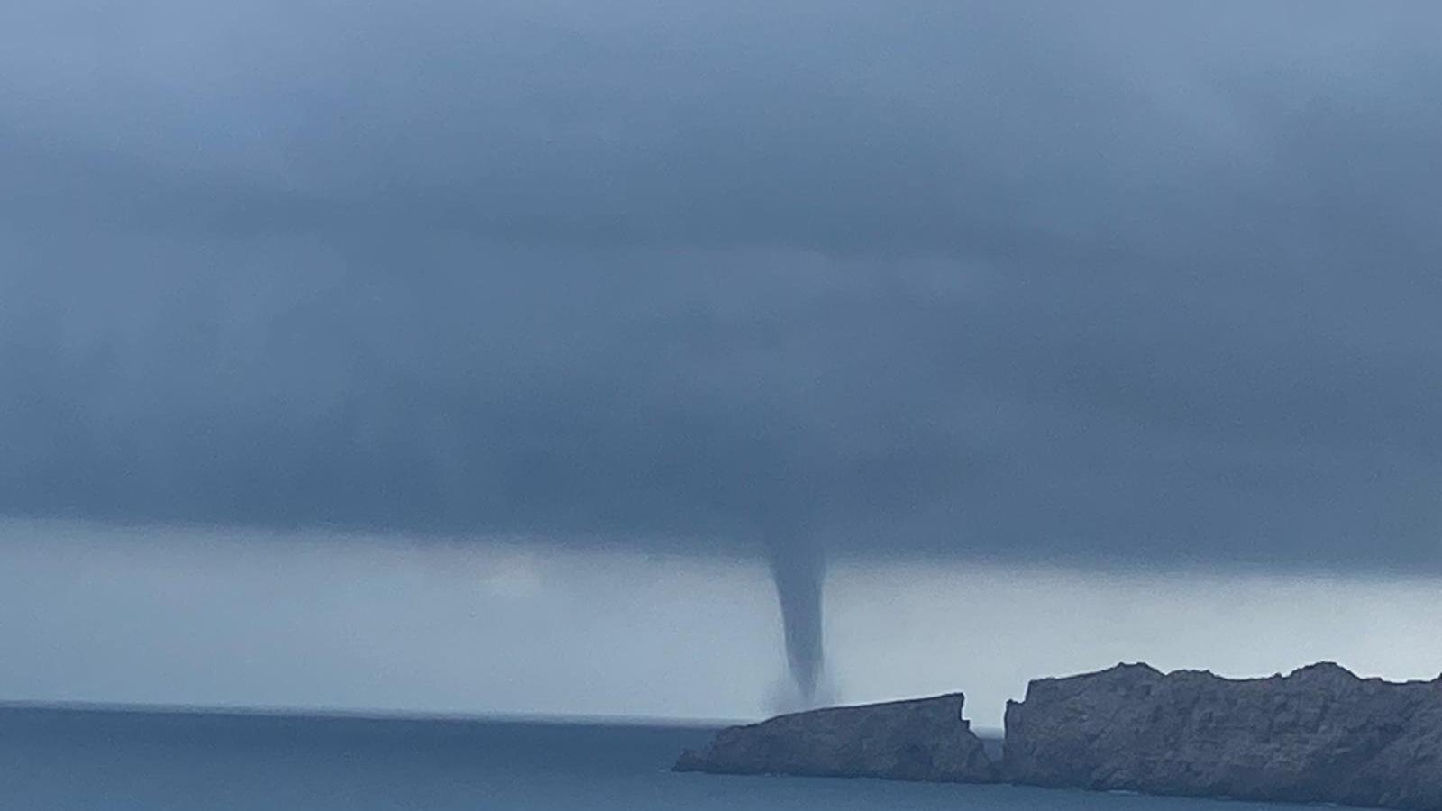 Tuba en Cala Mesquida, Mallorca.