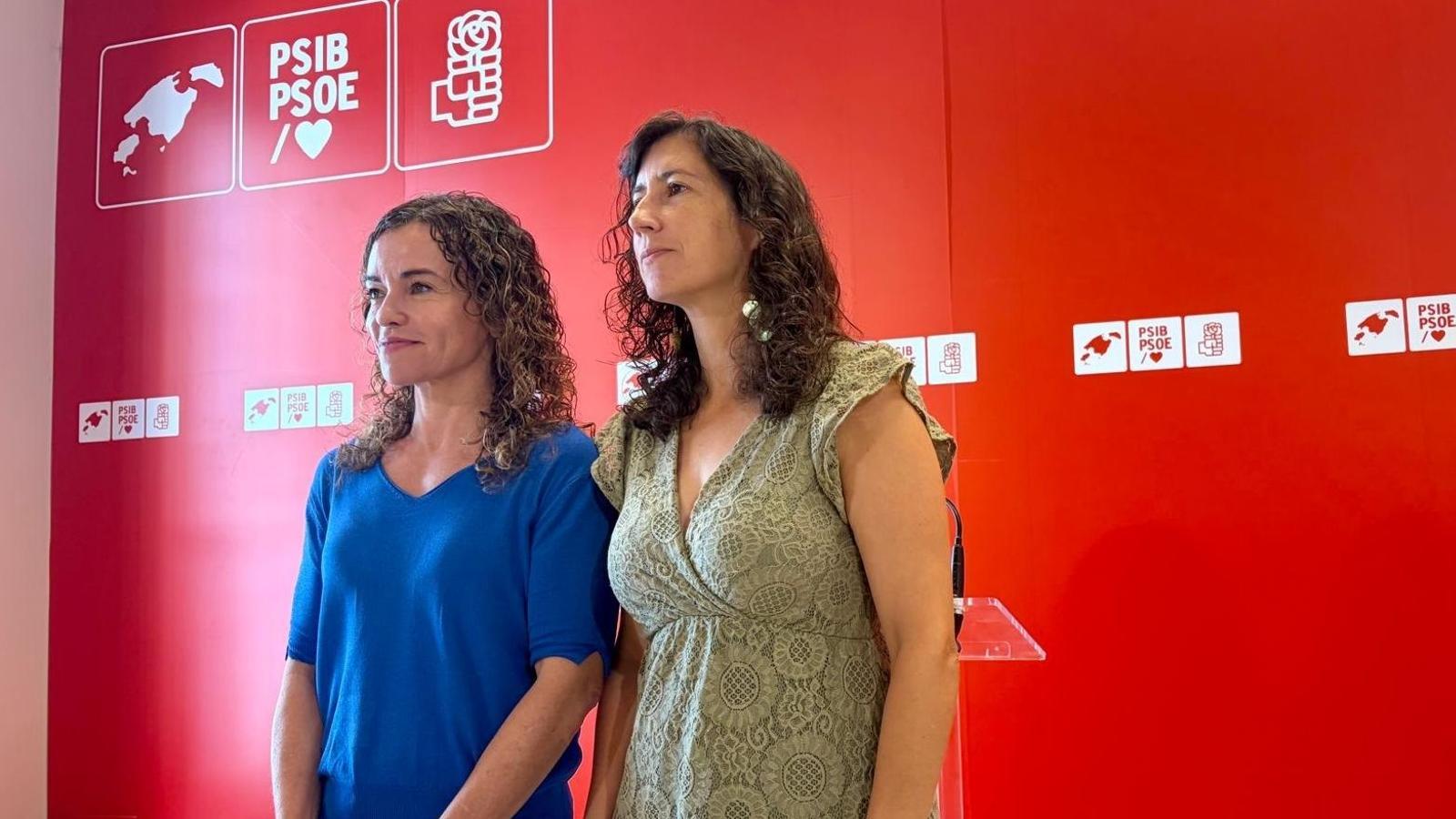 Les candidates del PSIB a la presidència del Govern, Rosario Sánchez, i del Consell de Mallorca, Amanda Fernández.