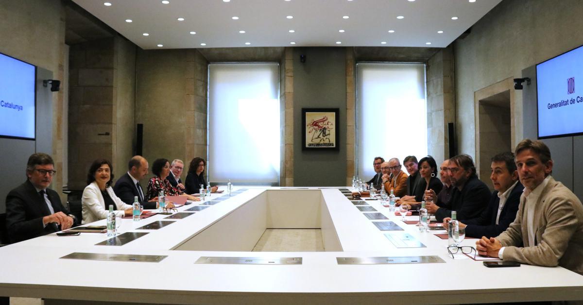 Patronals i sindicats formaran un consell per assessorar el consorci d'inversions