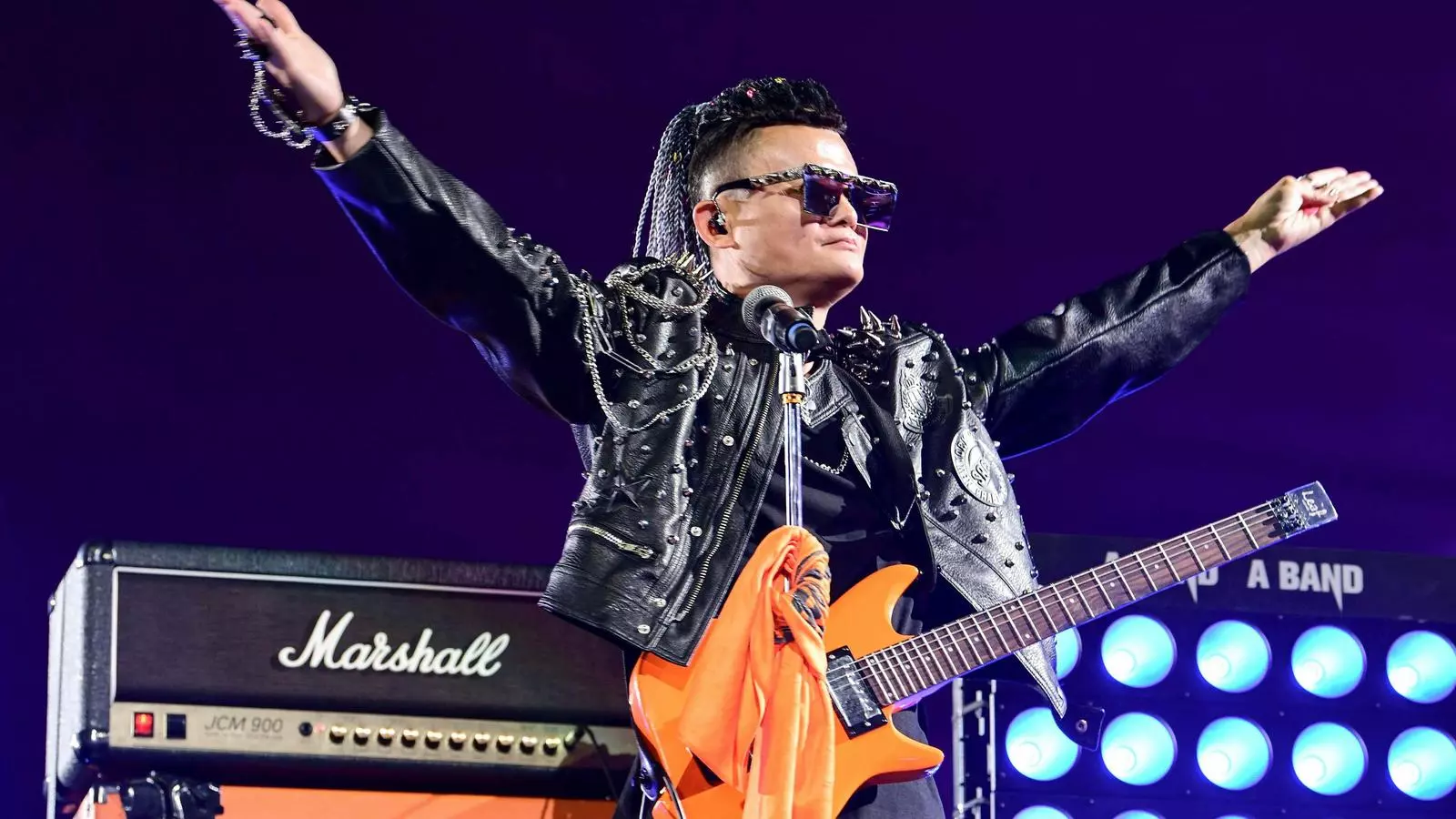 Jack Ma, durant el concert que ha celebrat per commemorar la seva marxa.