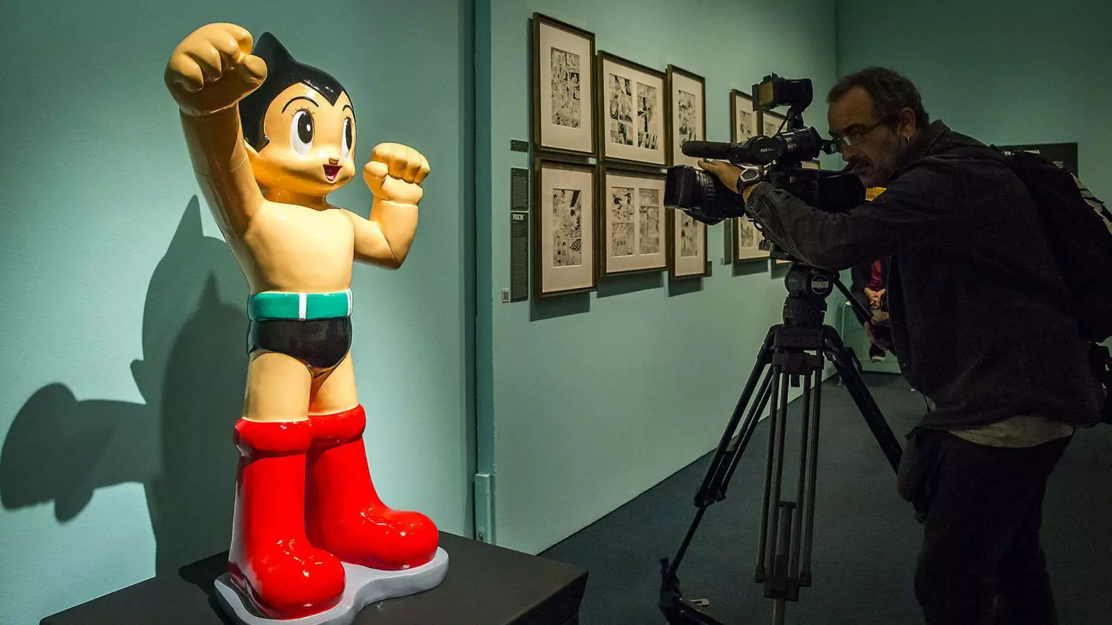 L’estàtua d’Astroboy que tanca l’exposició dedicada a Osamu Tezuka al MNAC.