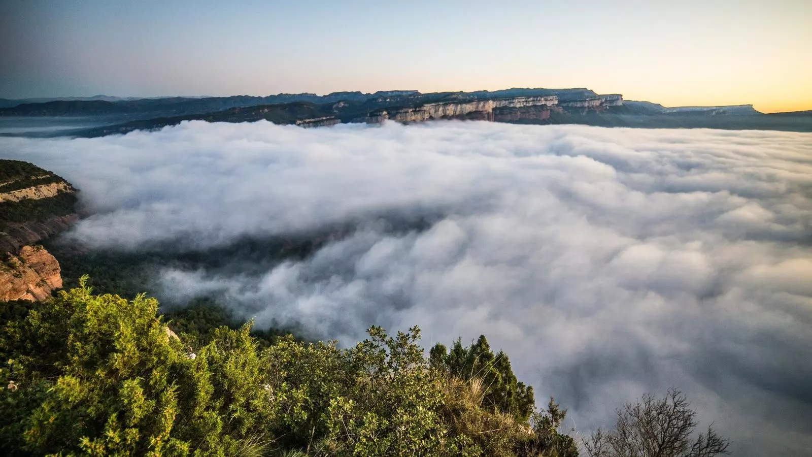 La sortida de sol d'avui des de la vall de Sau