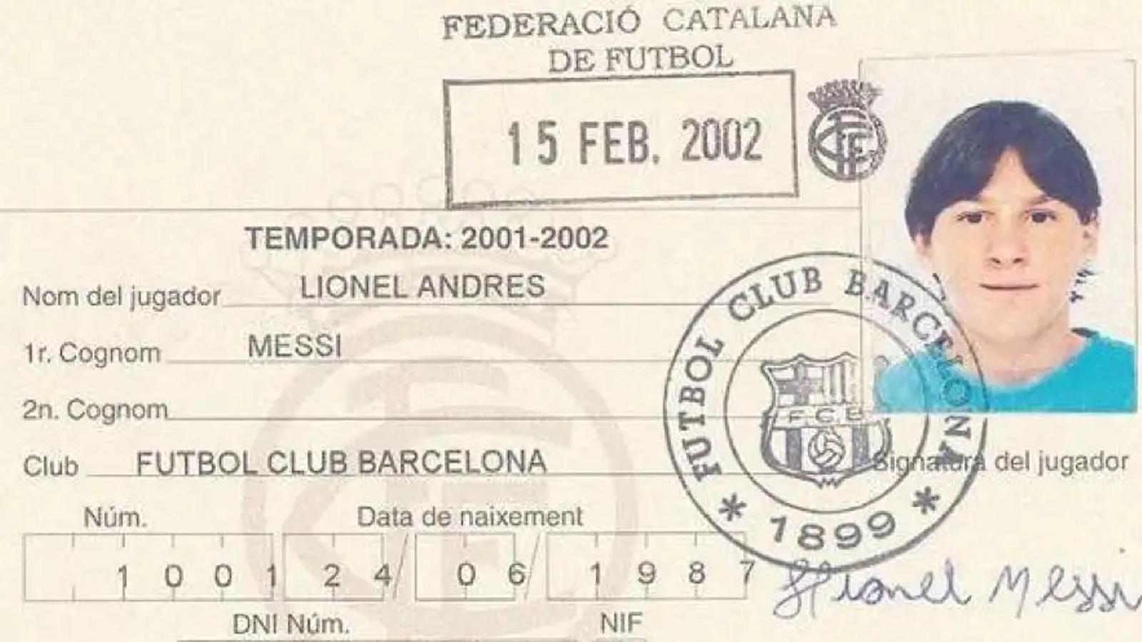 La ficha de Messi en la temporada 2001-2002