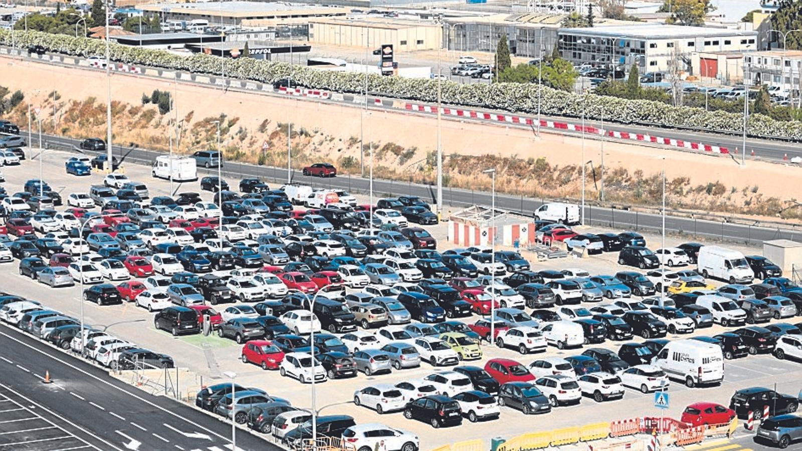 El negocio del alquiler de coches mueve millones de euros cada año.