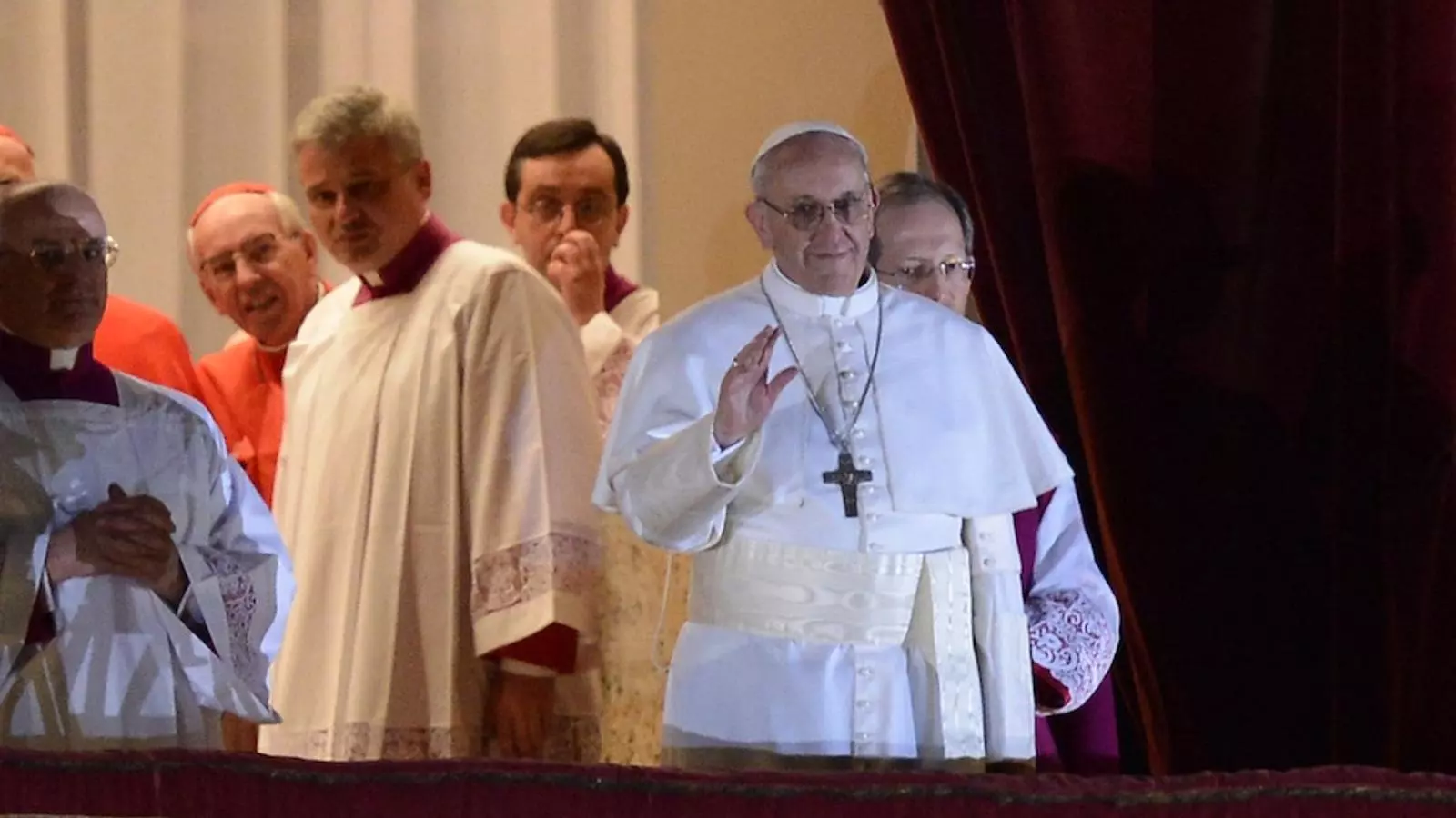 La primera salutació al món del Papa Francesc I / FILIPPO MONTEFORTE FILIPPO MONTEFORTE / AFP