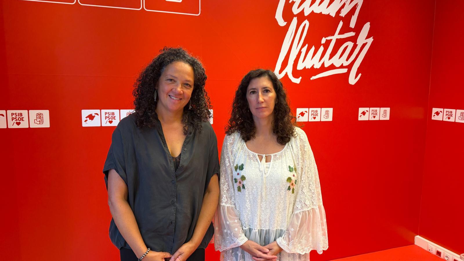Catalina Cladera y Amanda Fernández este jueves en la sede del PSIB-PSOE.