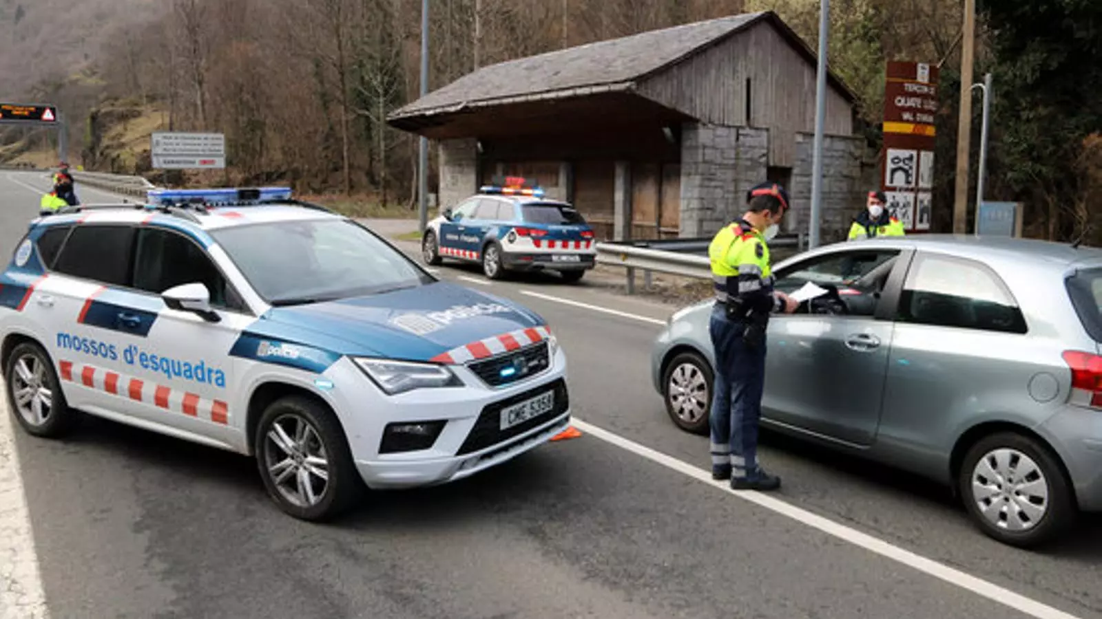 Control policial a la frontera entre França i l'Aran