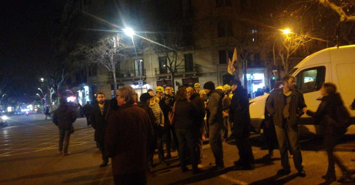 Un detingut en la protesta dels CDR contra un acte de Vox a Barcelona