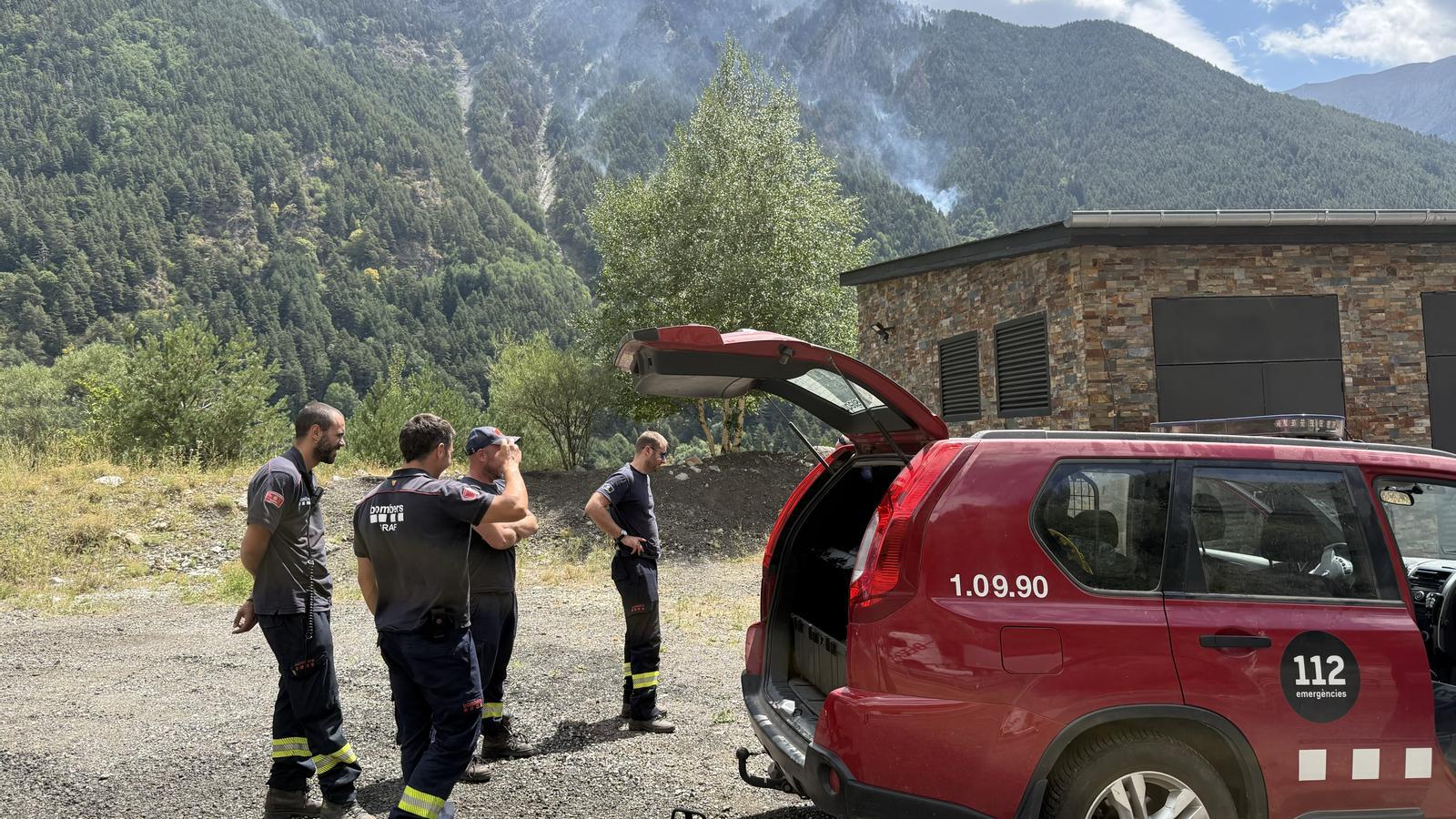 The Firefighters working at the Senet fire