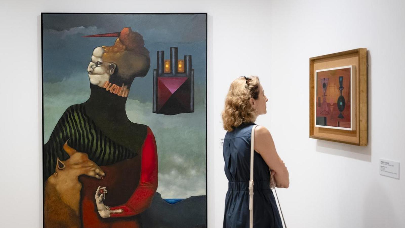La exposición 'Vínculos' dedicada a Modest Cuixart en Sant Feliu de Guíxols.