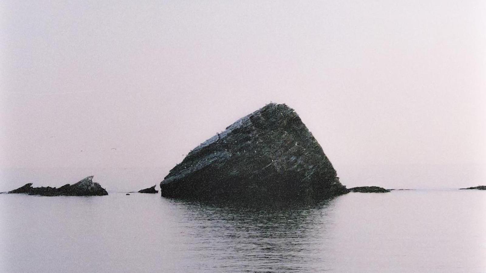 La roca de Es Cucurucuc en Cadaqués.