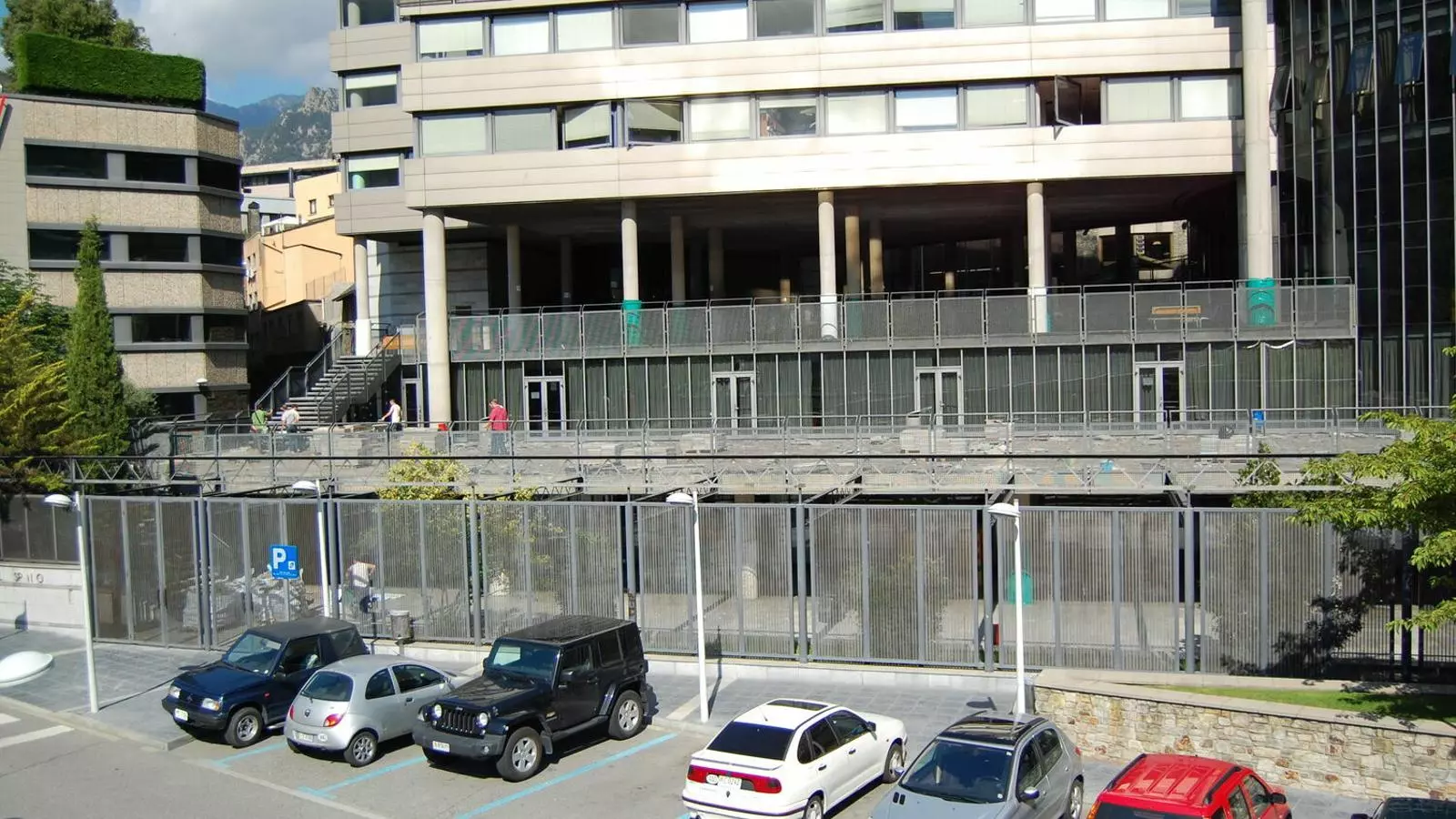 La façana de l'escola Maria Moliner d'Escaldes. / ARXIU
