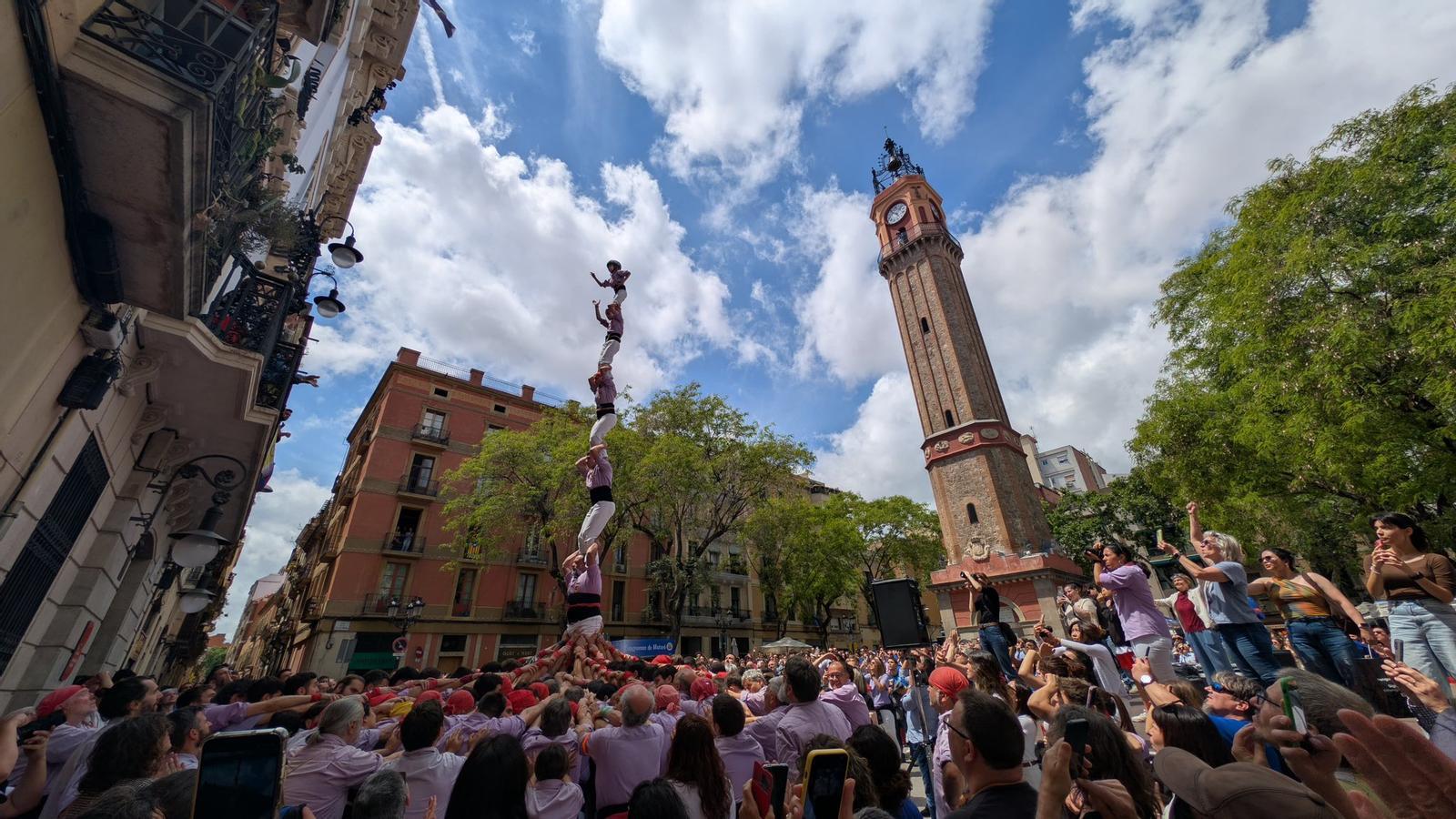 Gràcia ha visto este domingo el 3 de 9 con fuerza (3d9f) más temprano de la Jove de Tarragona y un pilar de 6 de los lilas