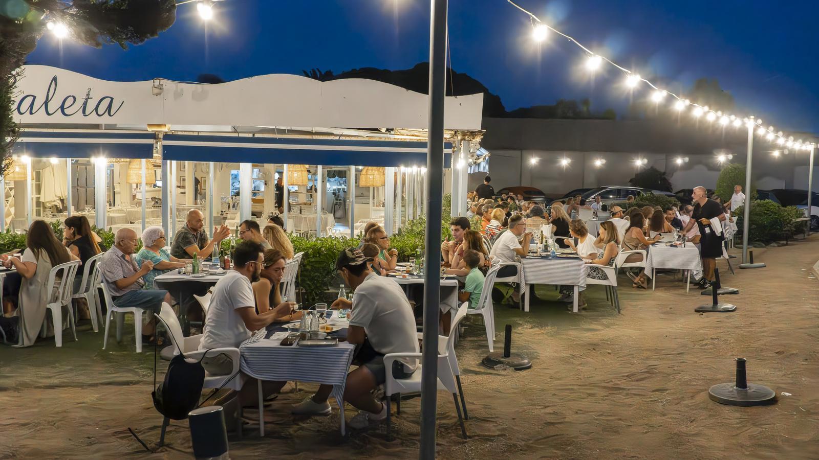 The restaurant La Caleta of Sant Vicenç de Montalt, specialized in seafood cuisine