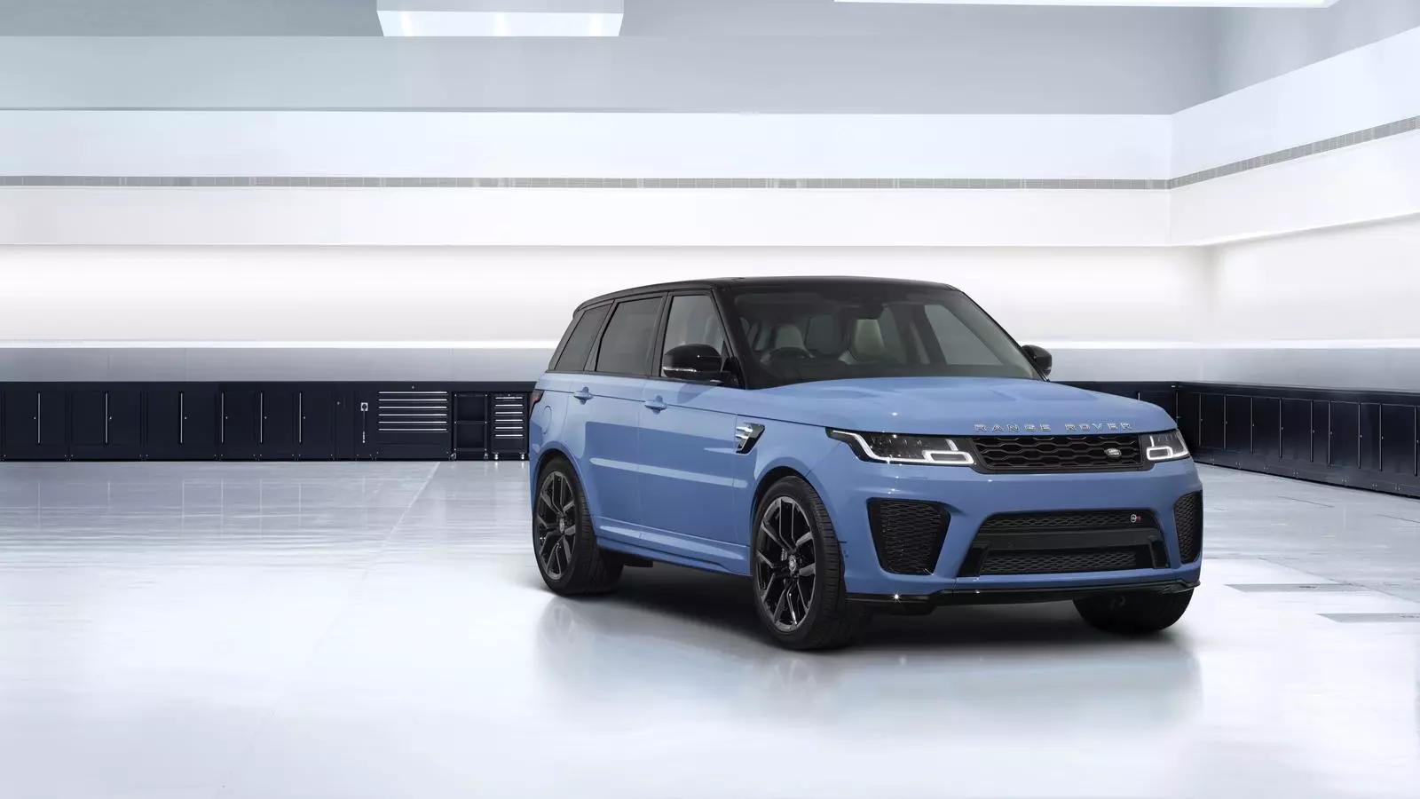 Range Rover Sport SVR Ultimate Edition