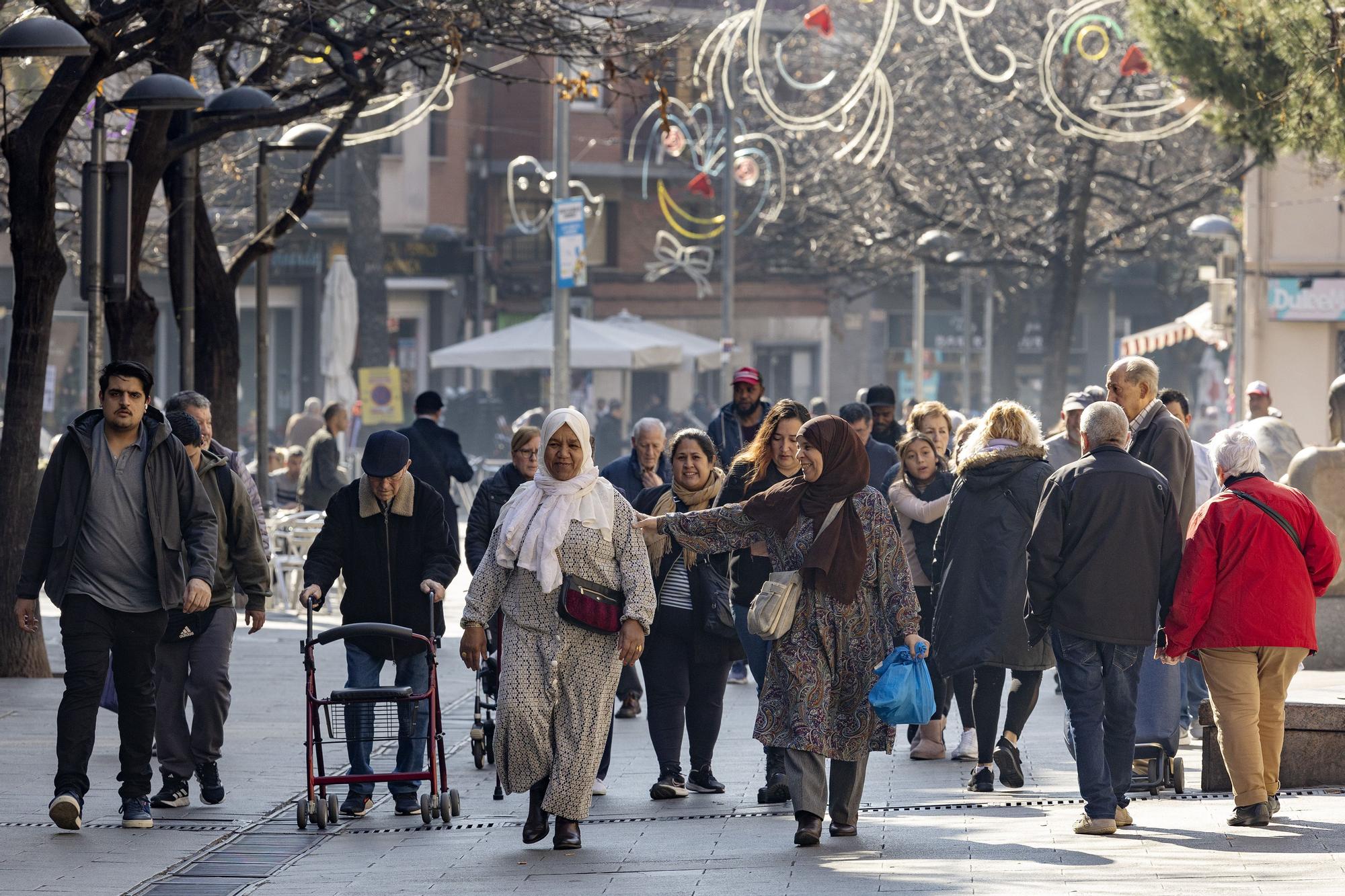 Veïns del barri del Fondo de Santa Coloma de Gramenet.