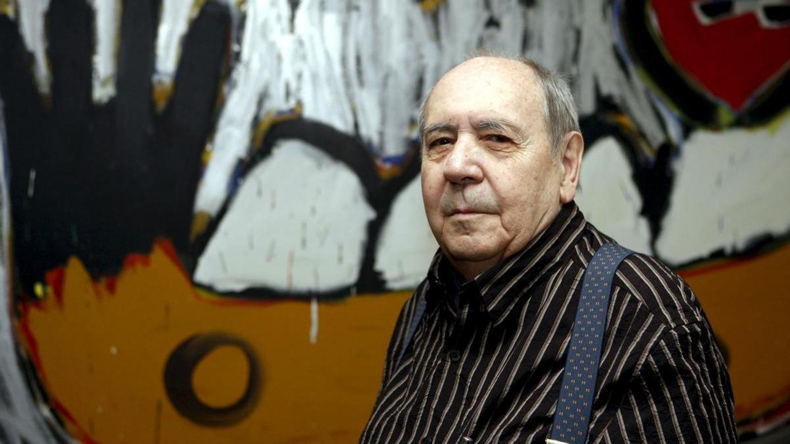 Artist Gustavo Torner in an archive image.
