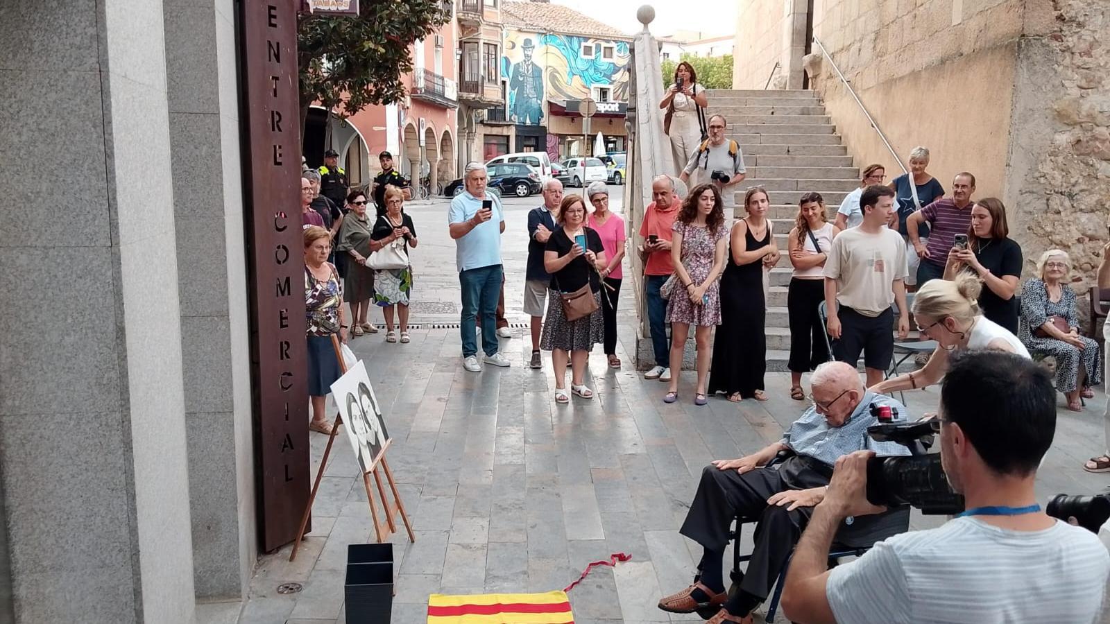 Homage to Dària and Mercè Buxadé in Santa Coloma de Farners.