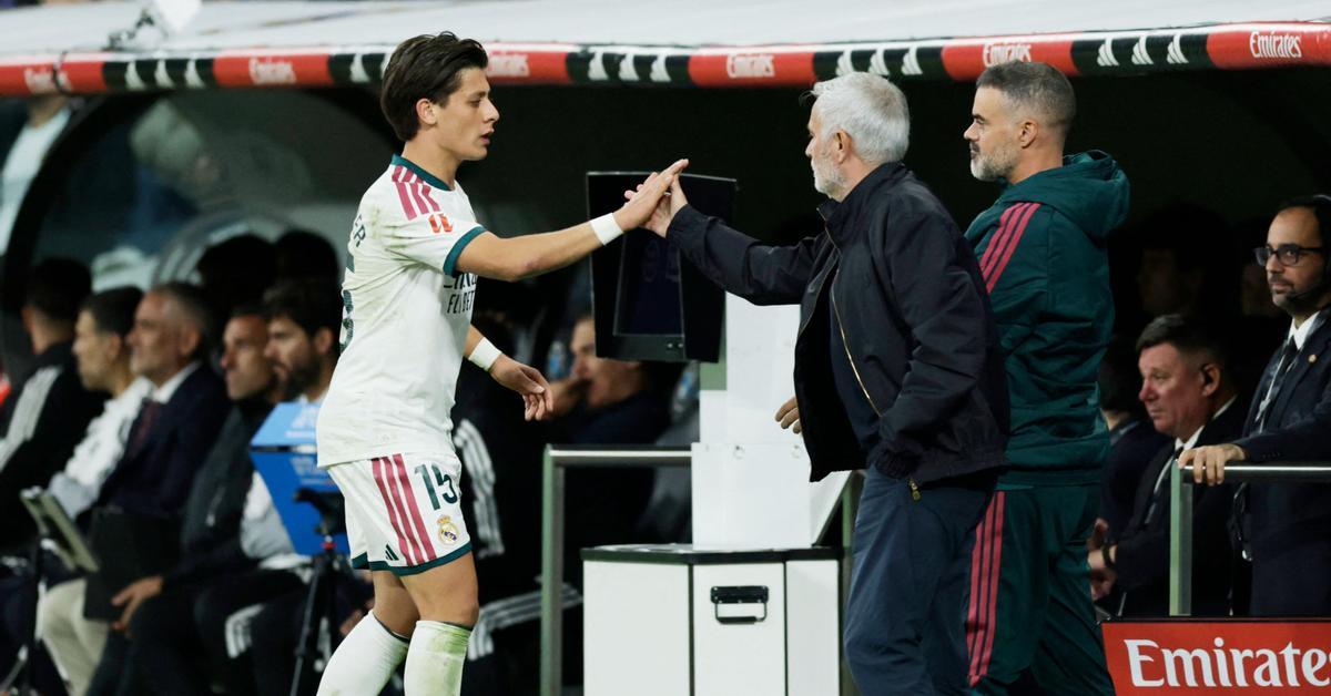 VAR review shields Arda Güler after off-the-ball clash