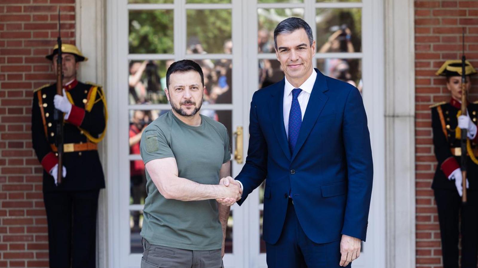 The President of the Government, Pedro Sánchez, receives the President of Ukraine, Volodymyr Zelensky, at the Moncloa Palace