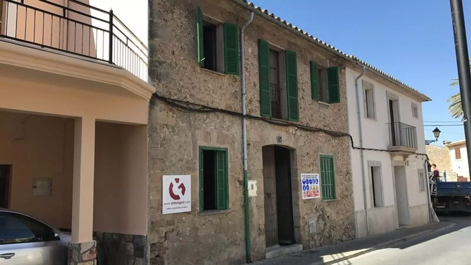 Un carrer de Santa Maria.