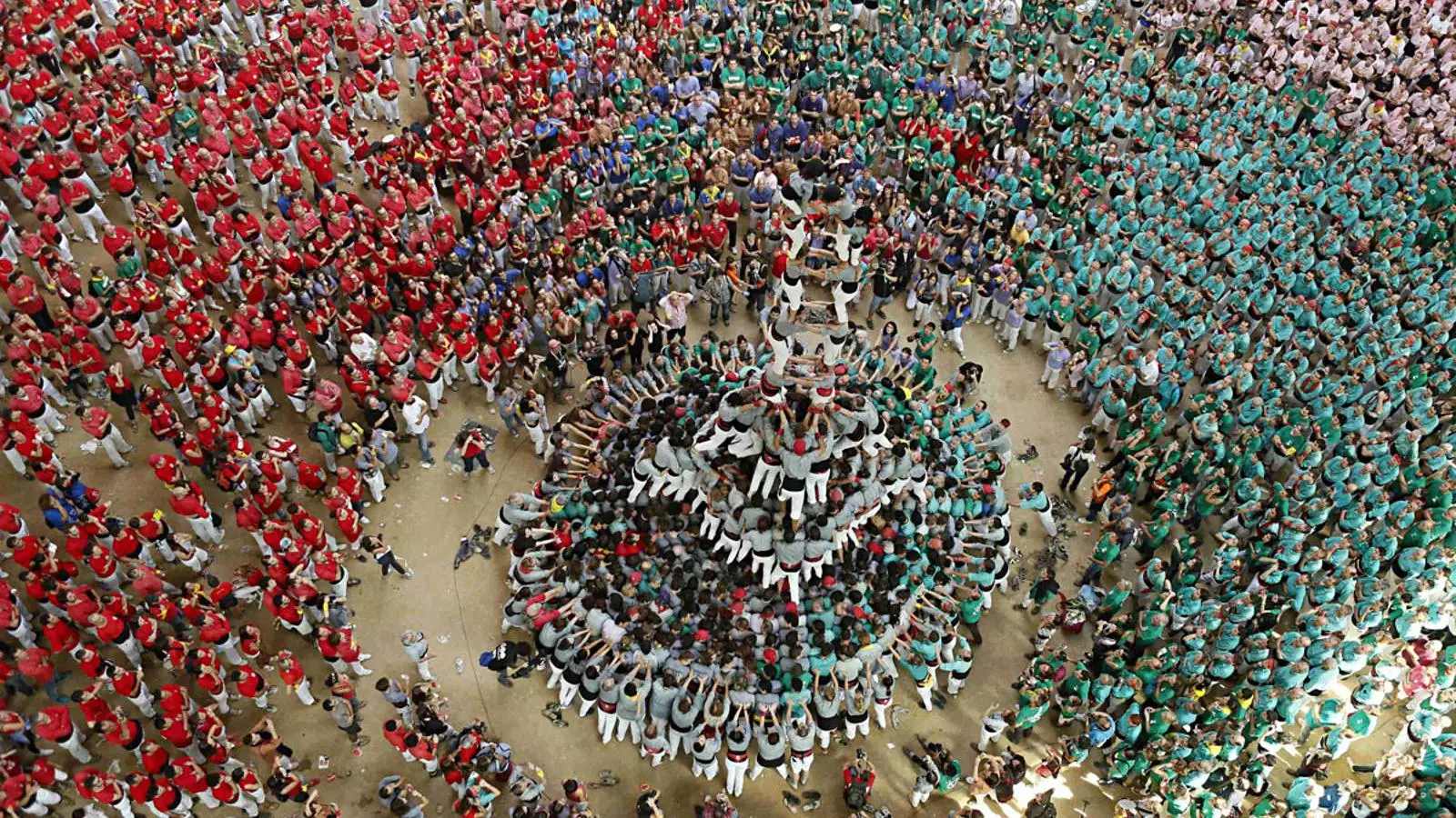 2de9fm dels Castellers de Sants durant el Concurs de 2014