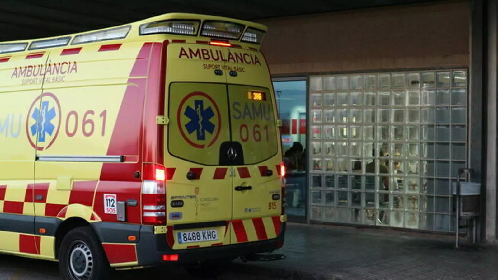 Una ambulància del 061.