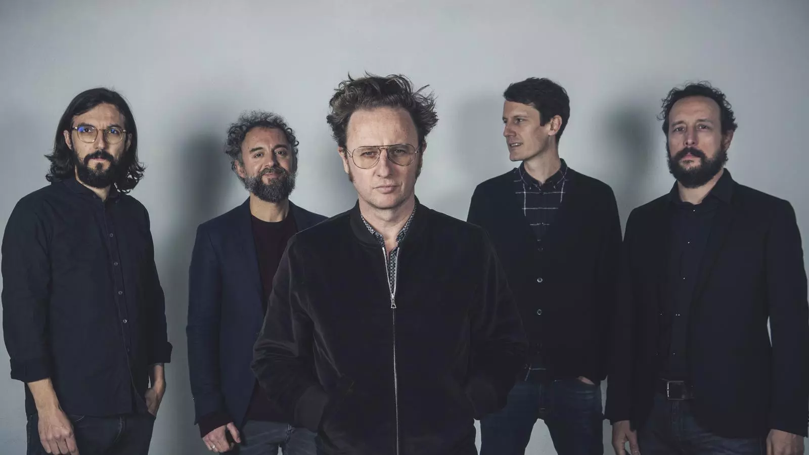 Mishima són: Xavi Caparrós, Dani Vega, David Carabén, Alfons Serra i Marc Lloret