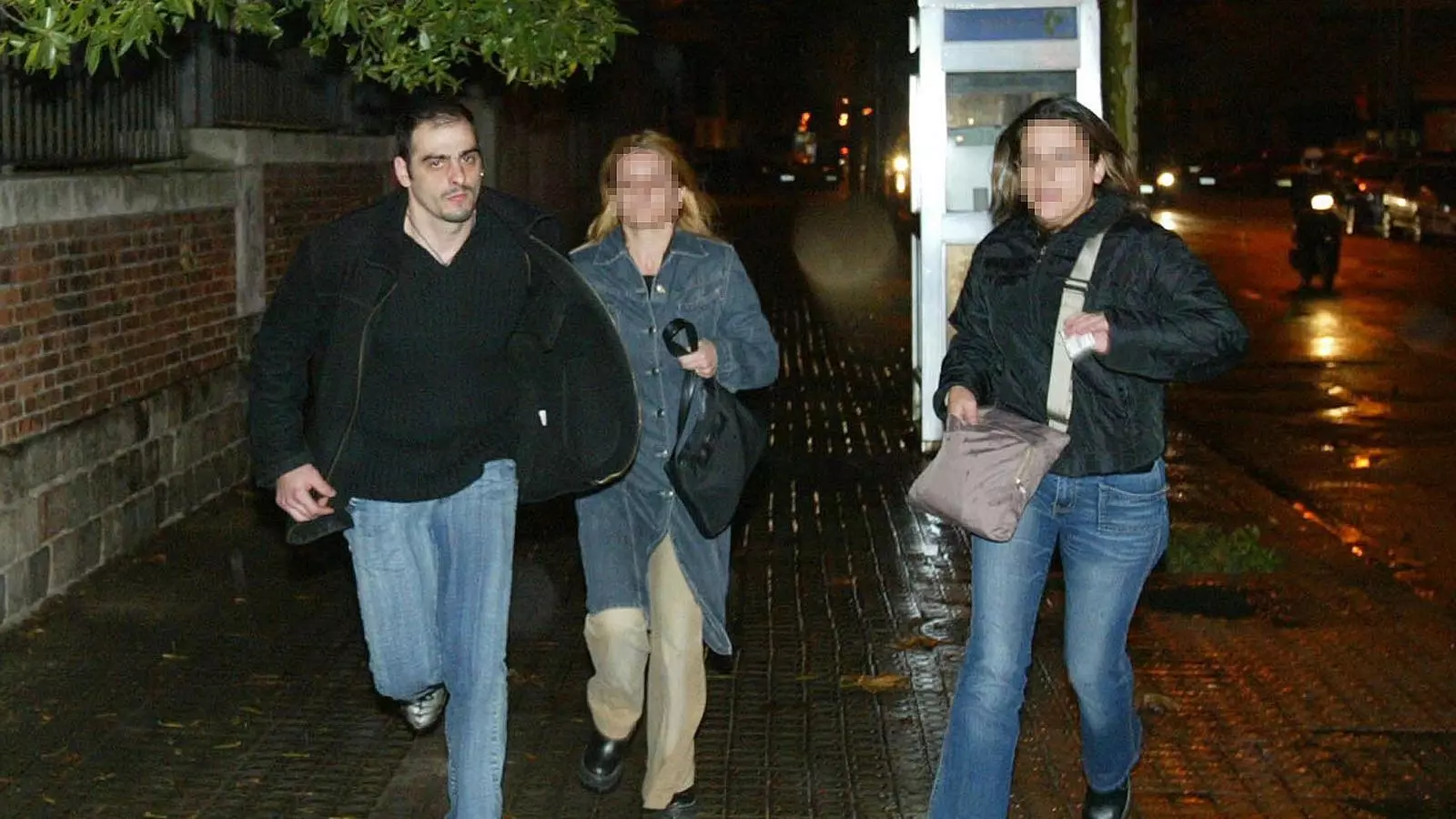 Tomás Pardo Caro a finals del 2004, quan sortia de l'Audiència de Barcelona d'una sessió del judici per la violació i assalt que el va portar a la presó