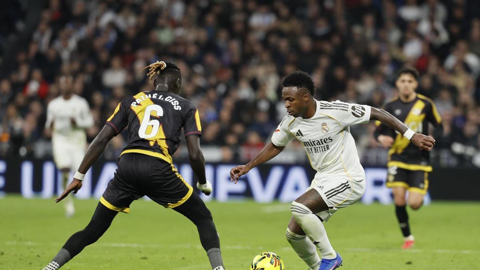 Vinicius in action against Rayo Vallecano