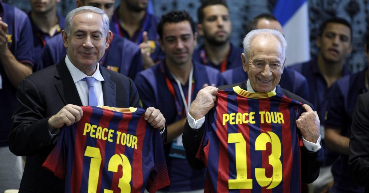 The Day Benjamin Netanyahu Put On The Bar a Shirt And Other Tentacles the-day-benjamin-netanyahu-put-on-the-bar-a-shirt-and-other-tentacles