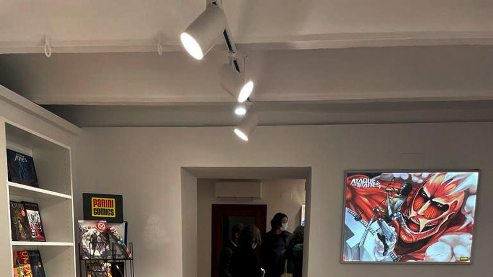 Interior de la llibreria Calonge Còmics, que s’inaugura demà amb sis llibreries més.
