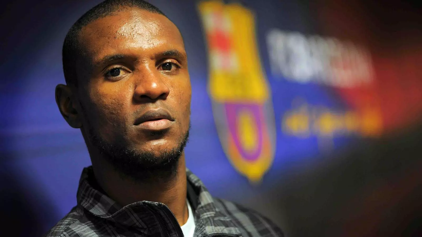 Eric Abidal serà operat divendres d'un tumor al fetge.