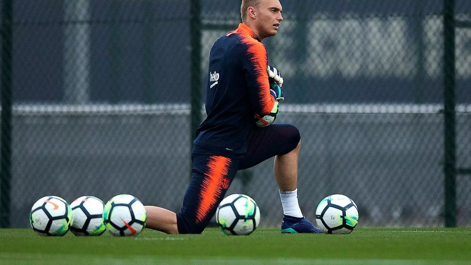 El porter Jasper Cillessen, durant un entrenament amb el Barça a la Ciutat Esportiva de Sant Joan Despí.