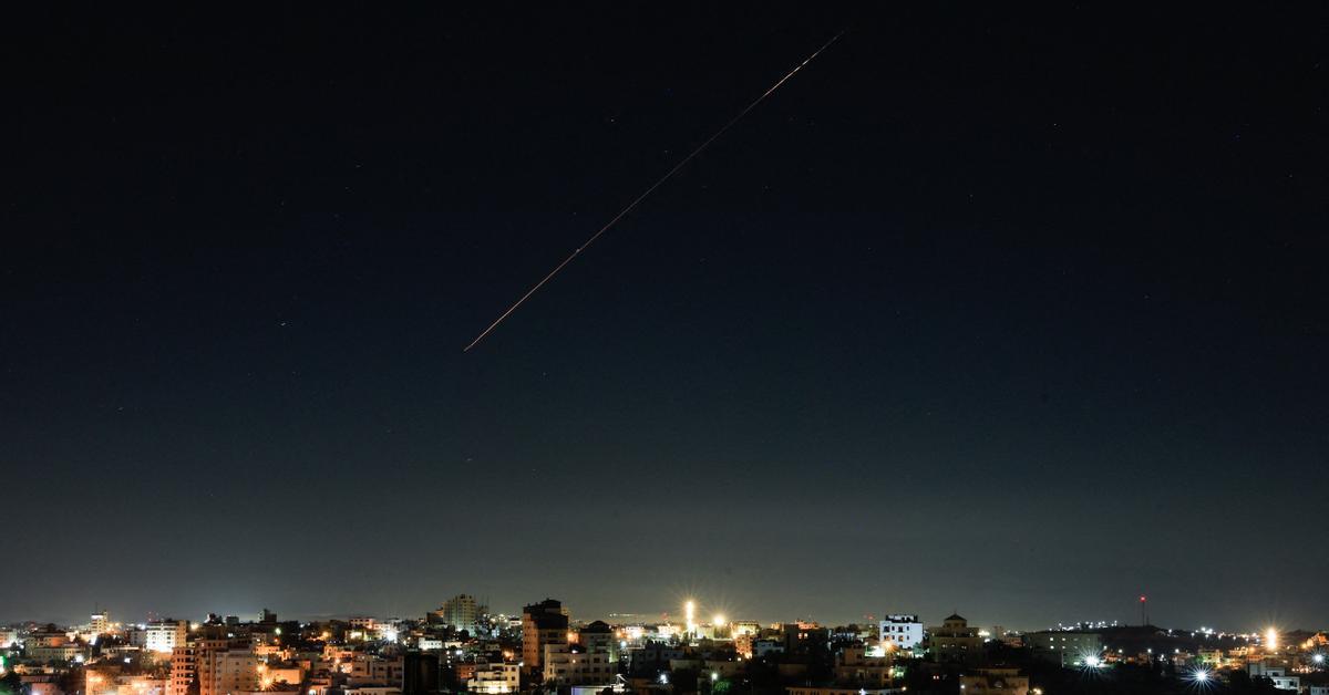 Israel bombardeja l'Iran malgrat els avisos de Trump