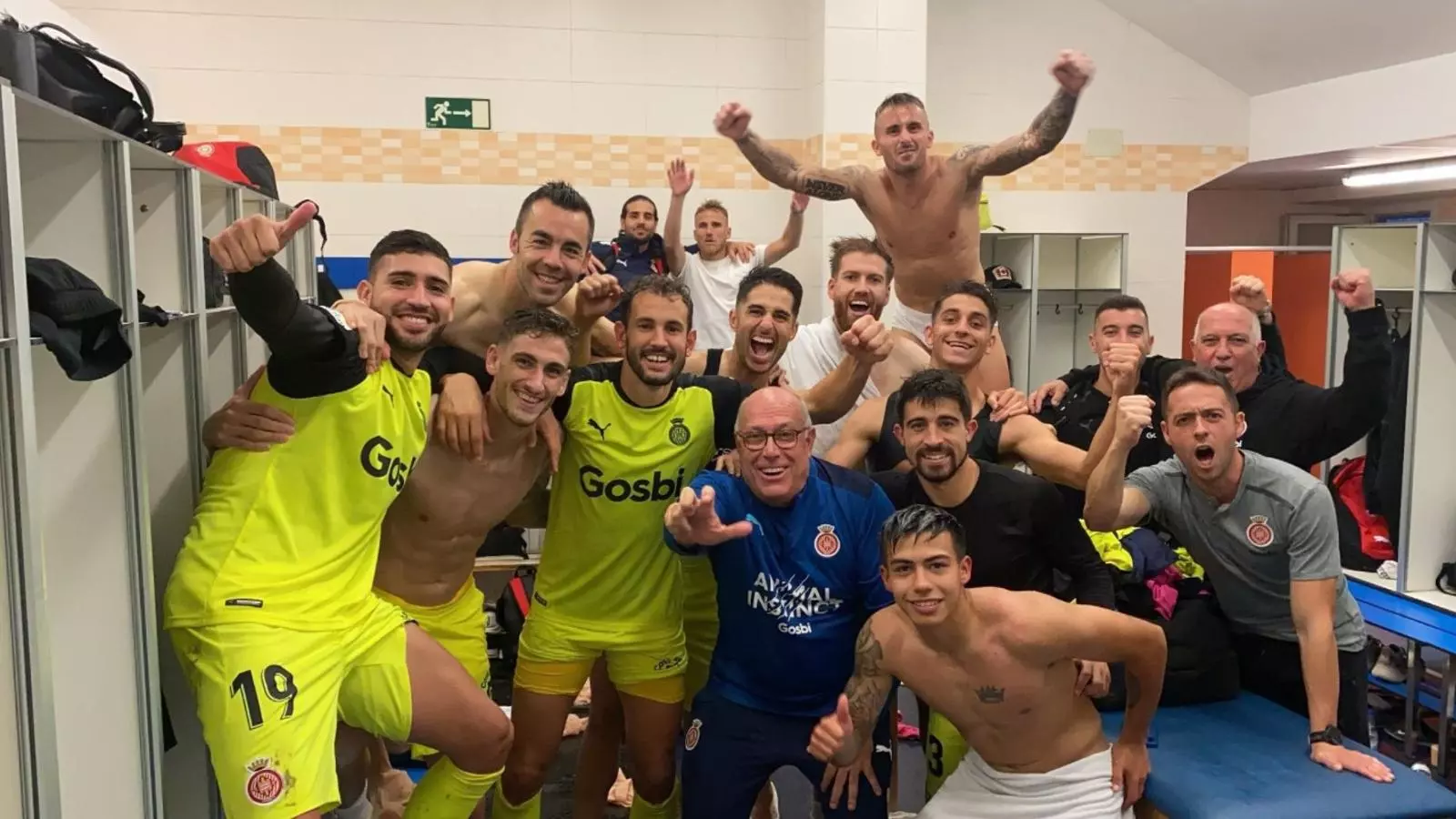 Els jugadors del Girona celebrant la victòria contra el Fuenlabrada.
