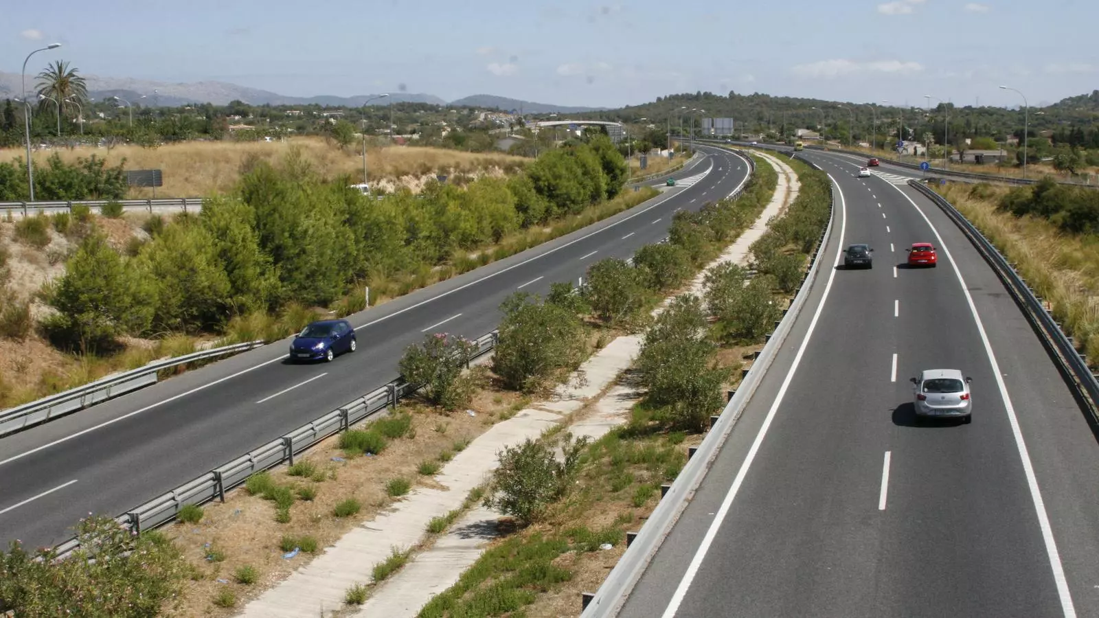 Imatge de l'autopista Inca-Sa Pobla des de la rotonda de l'hospital.