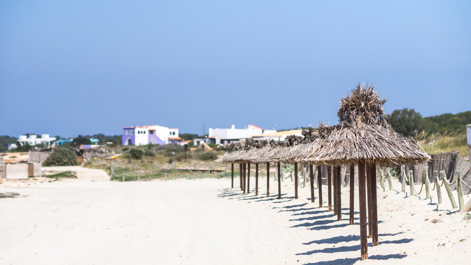 L'ocupació de les platges és una qüestió històricament polèmica a Formentera.