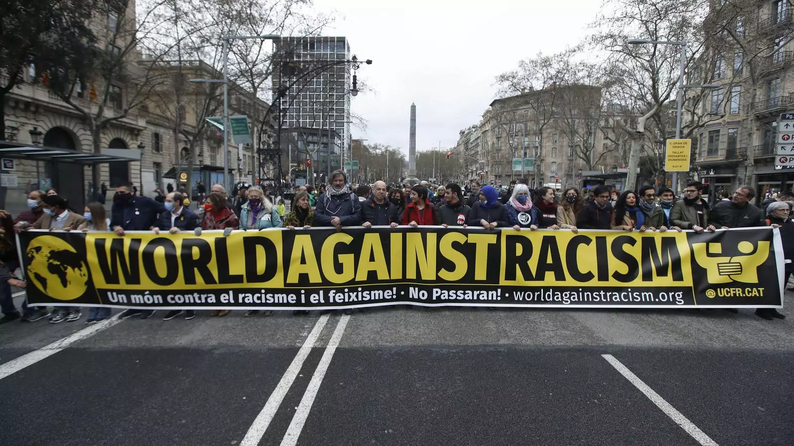 Manifestación unitaria convocada por Unidad contra el Fascismo y el Racismo bajo el lema de "Prou Racisme" en Barcelona