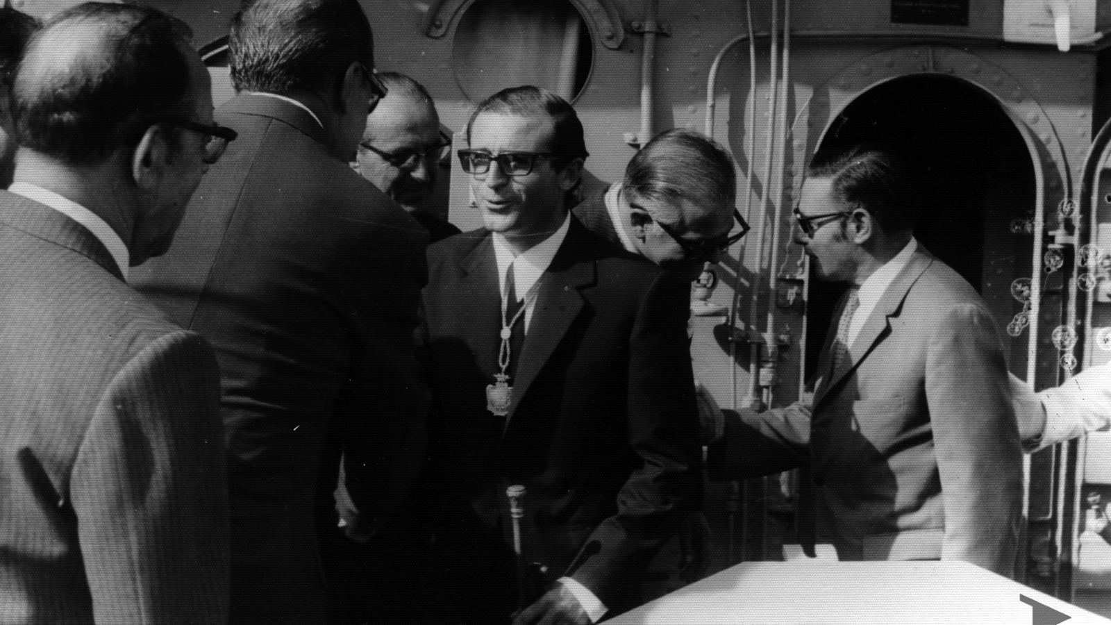 Abel Matutes, mayor of Ibiza, on the arrival of the statue of Guillem de Montgrí on August 8, 1970.
