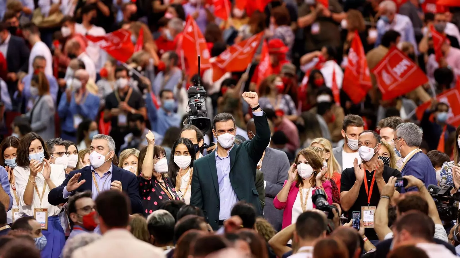 El secretario general del PSOE, Pedro Sánchez, en el acto de clausura del congreso del partido en Valencia