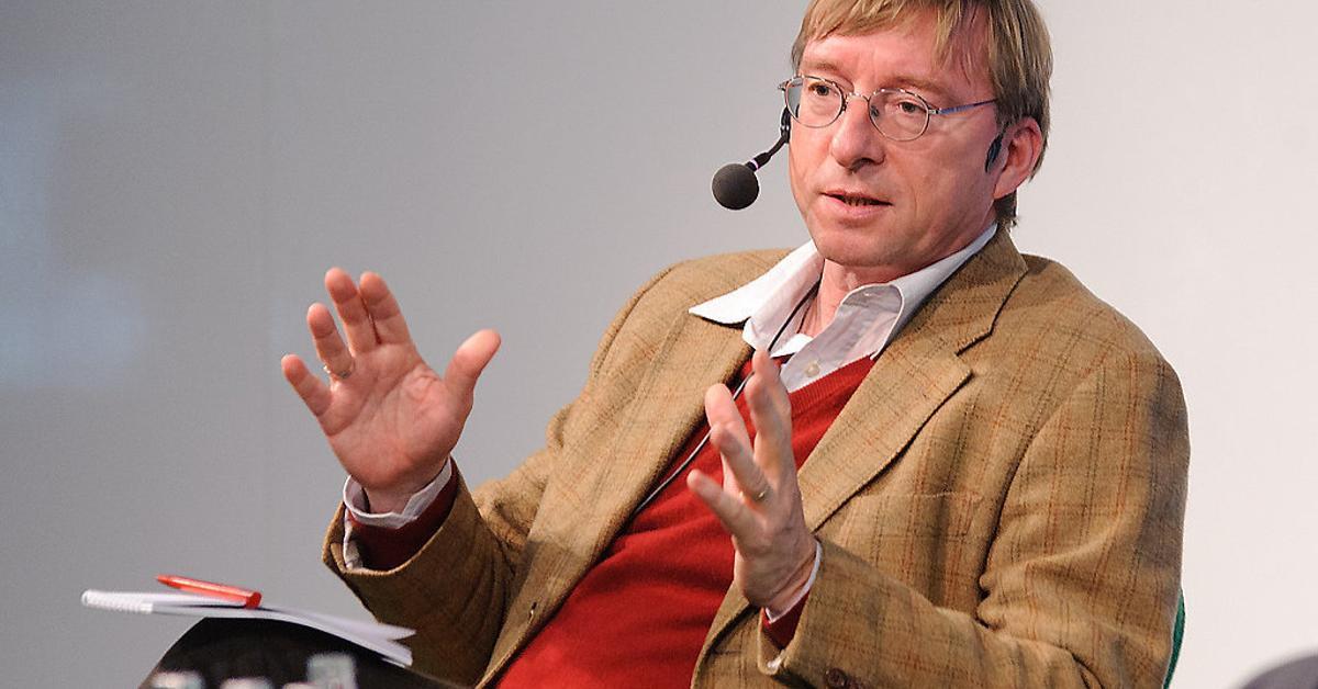 Tomas Rutovic Thomas Ruttig: “L’única solució per posar fi a la guerra és parlar amb ...