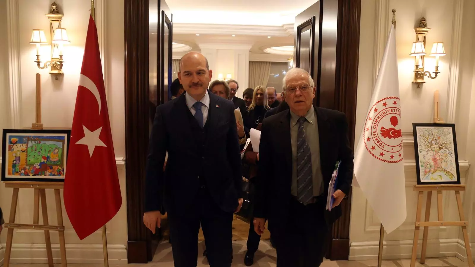 Mr Süleyman Soylu, ministre turc d'Interior, amb Josep Borrell, Alt Representant de la UE.
