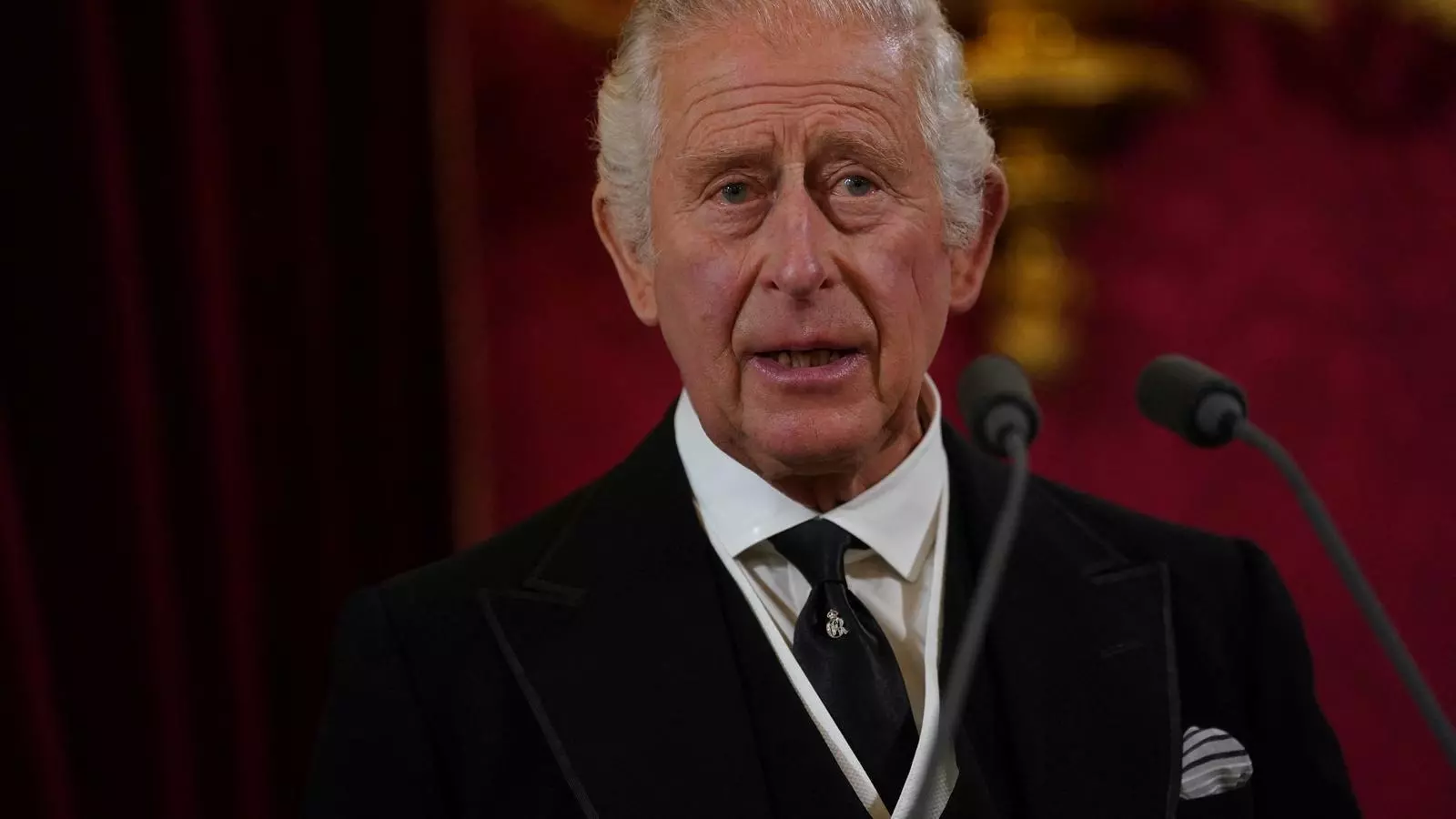 Carles III a la ceremonia de su proclamación como rey