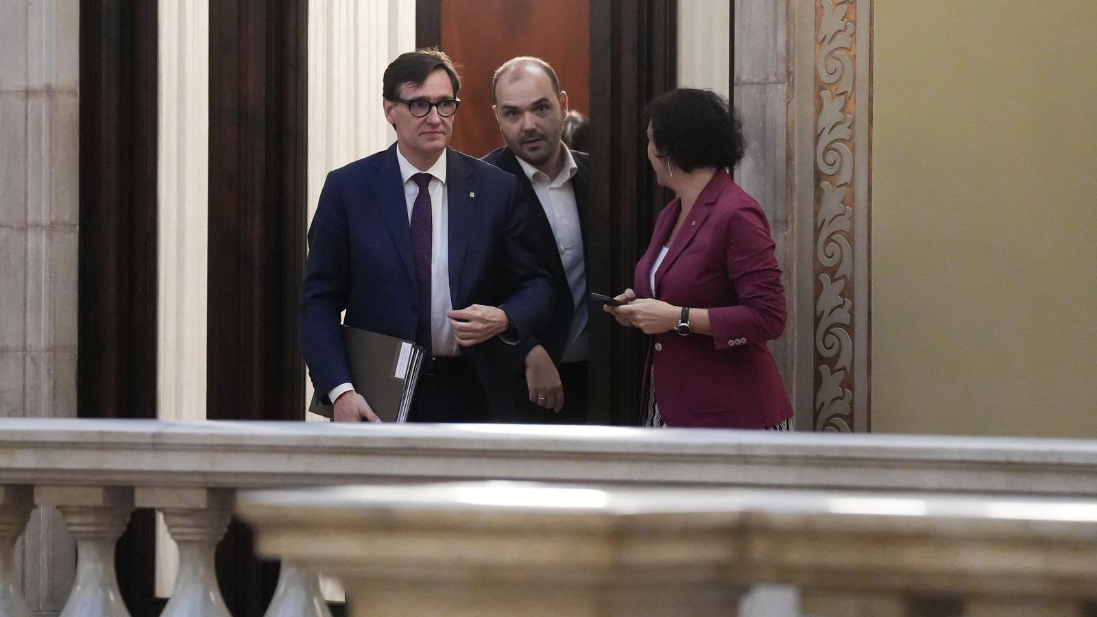 President Isla with councilors Romero and Dalmau, in an archive photo.