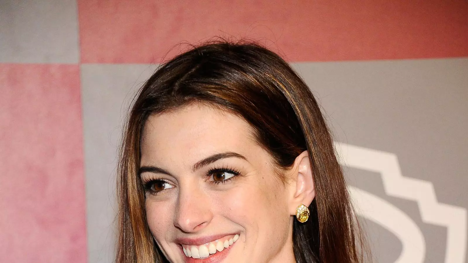 Anne Hathaway
