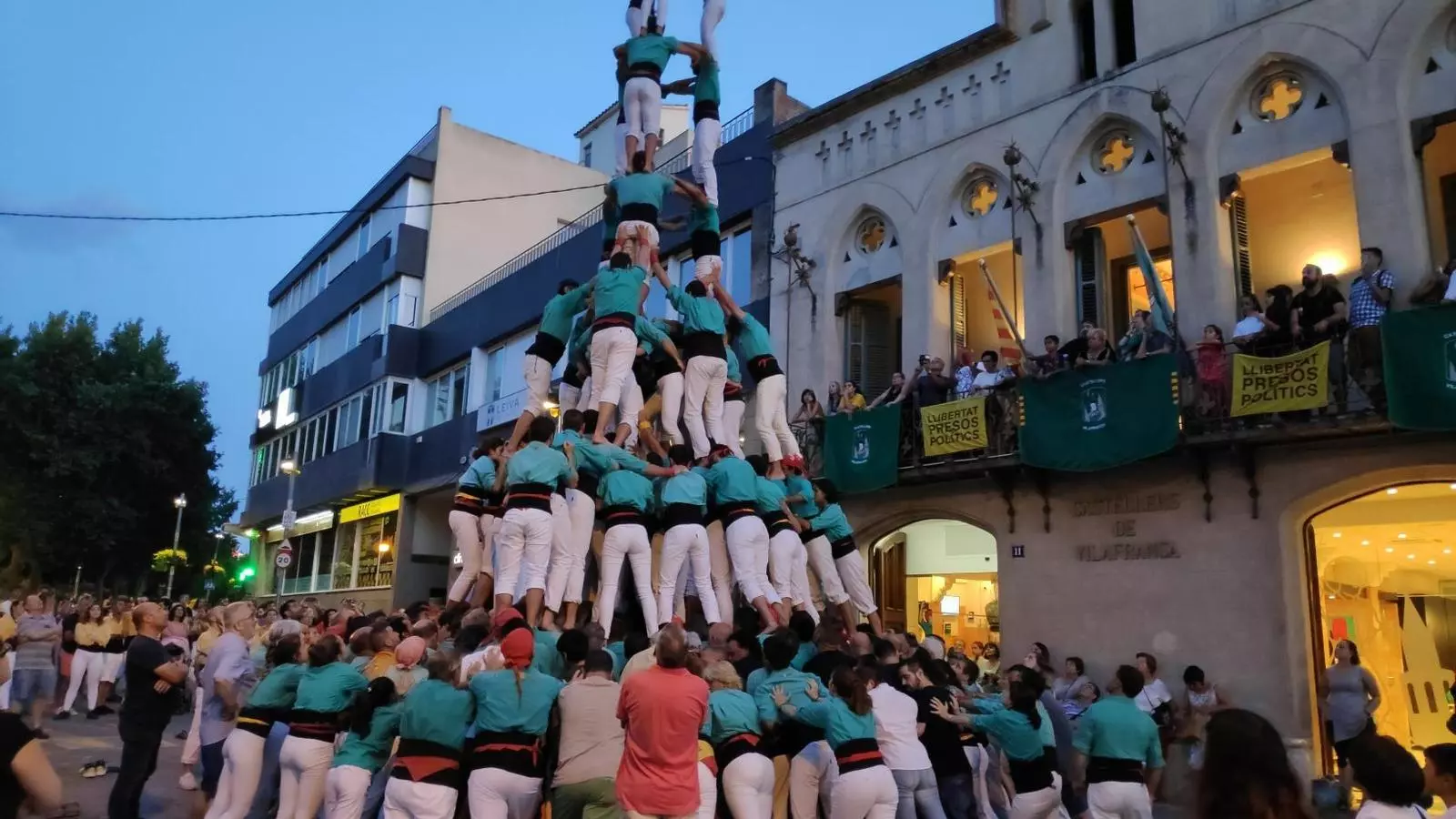 Els Castellers de Vilafranca col·loquen sisens al 3d10fm en una prova després de la diada de Cal Figarot