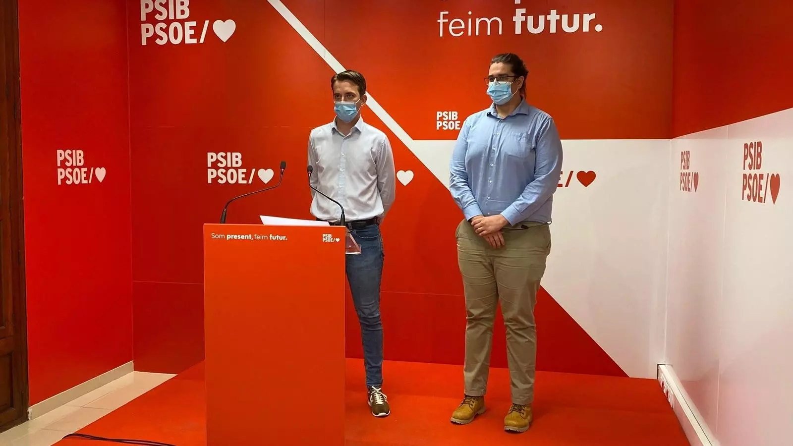El secretari de Política Municipal del PSIB de Mallorca, Marc López, i el secretari tècnic de Territori del Consell, Eduard Soriano